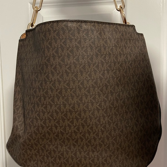 Michael Kors Purse - Picture 5 of 8